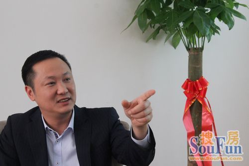 深圳市霖峰投资控股有限公司常务副总裁廖宇